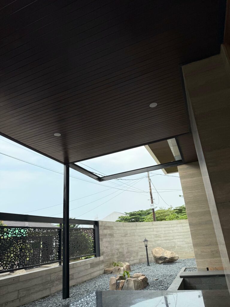 mr-amat-1-akarruma-architecture Mr Amat